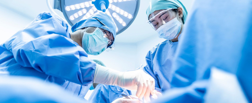 From Self-Healing Robots to Surgical Phantoms: How Materials Science is Reshaping Medical Training